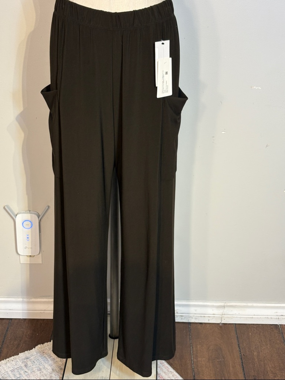 Sympli Black Wide-Leg Pull-On Pants with Utility Pockets